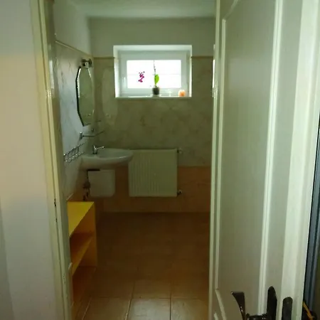 Domek Na Vrsku * Vrane nad Vltavou